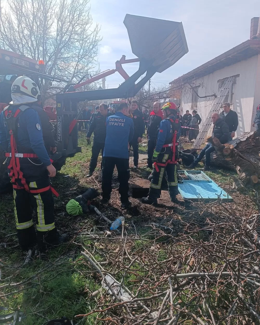 20 metrelik ölüm kuyusundan sağ kurtuldu Denizli’de hareketli dakikalar