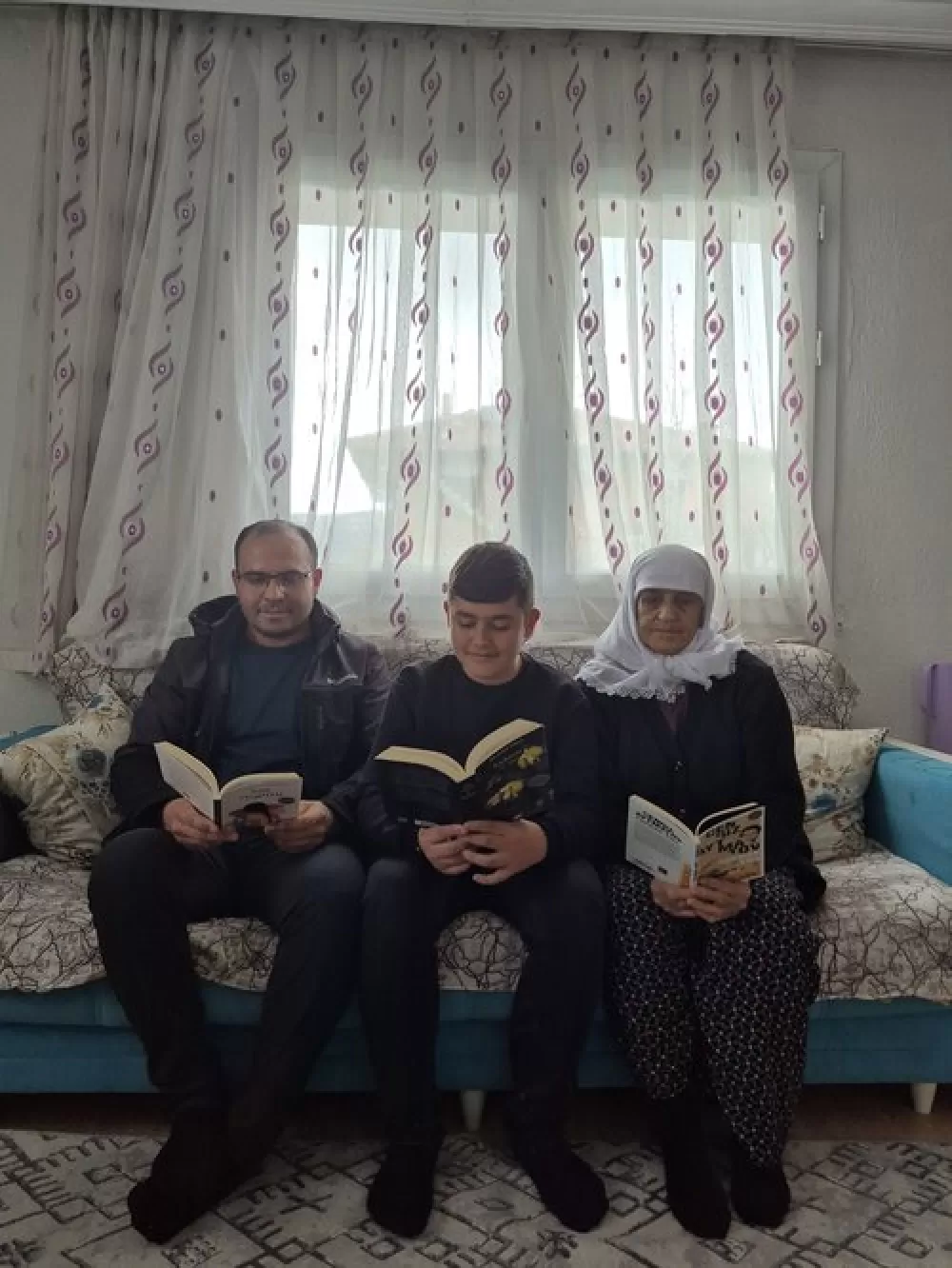 Çavdır Kaymakamı Çağatay Ailesini Ziyaret Etti