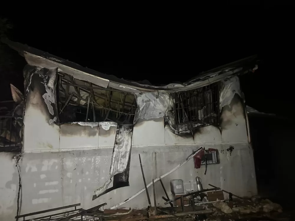 Uşak Sivaslı'da Prefabrik evde çıkan yangında karı-koca hayatını kaybetti