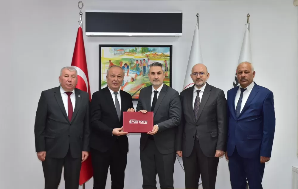 Çeltikçi’ye kapalı halı saha Protokol Ankara’da imzalandı