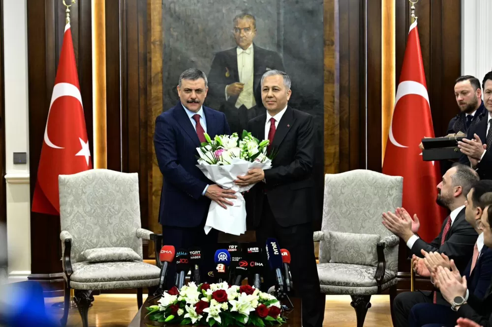 Yerlikaya görevini devretti İçişleri’nde Çiftçi dönemi