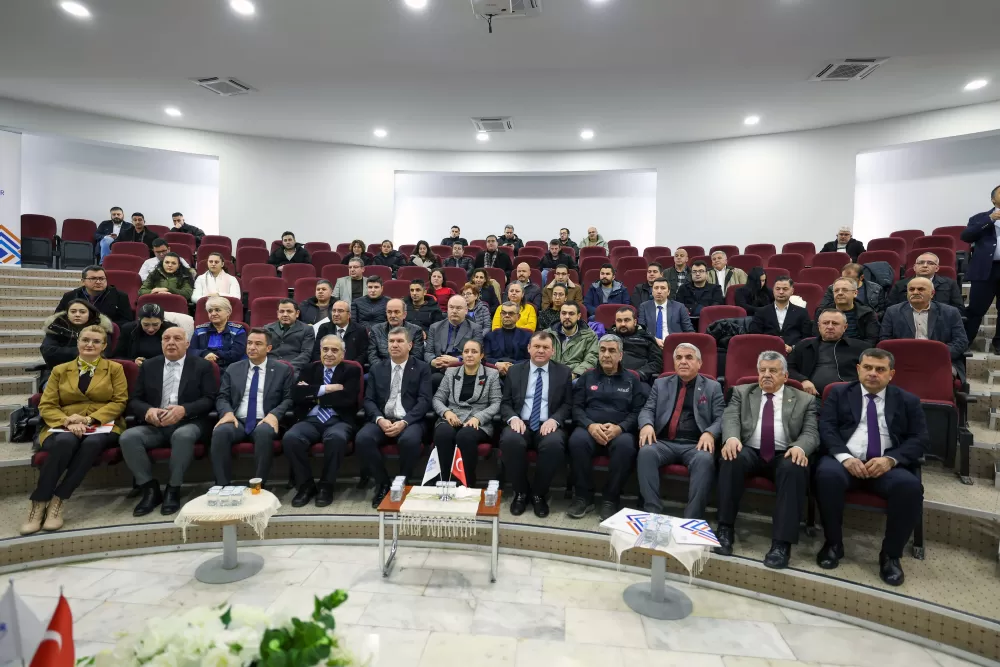 Akdeniz Belediyeler Birliği'nden Burdur'da deprem mesaisi