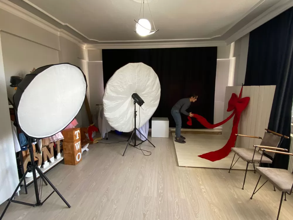 İkizlerinin kareleriyle başladı, Serik'in tek doğum fotoğrafçısı oldu