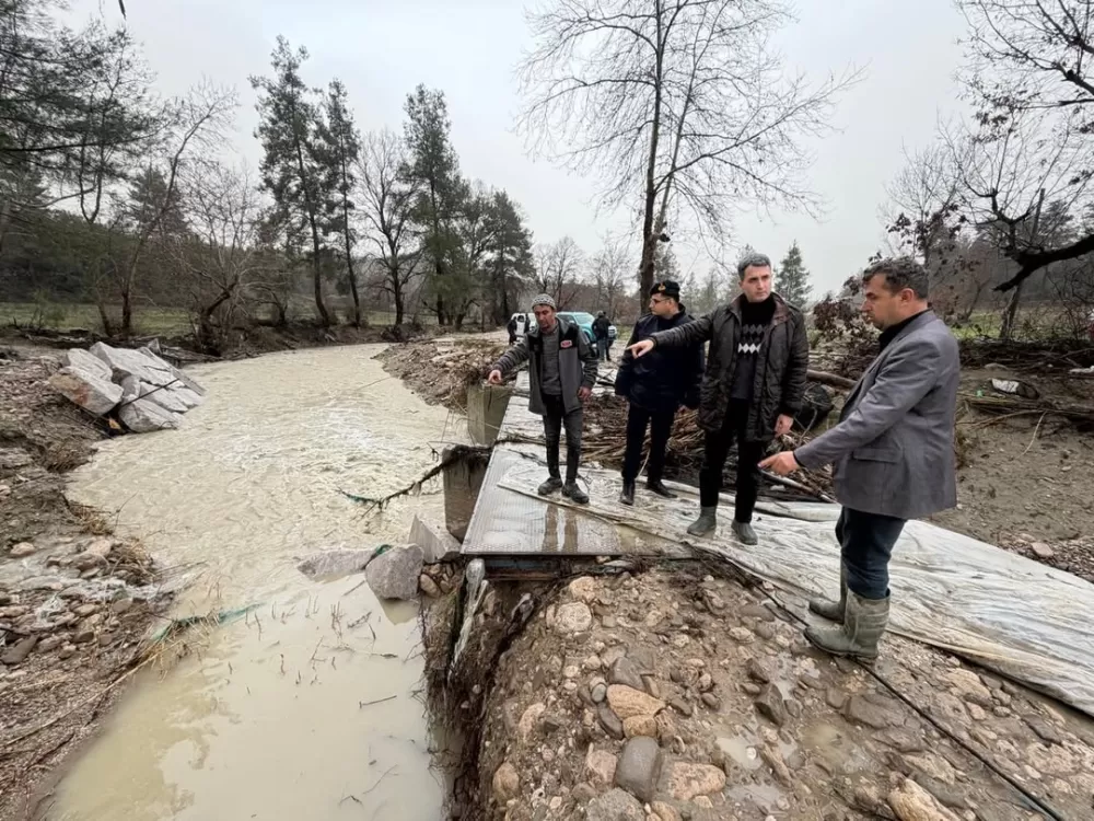 Bucak’ta sel hasara neden oldu Kaymakam Kuruca sahada