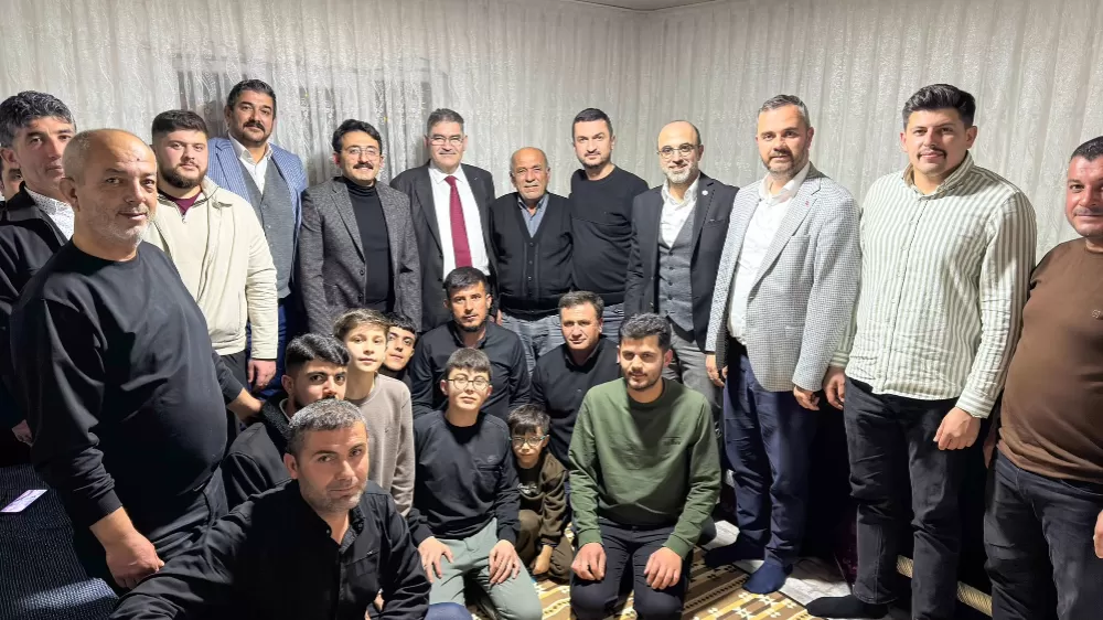 AK Parti Heyeti Bucak'ta Gönül Sofralarına Konuk Oldu