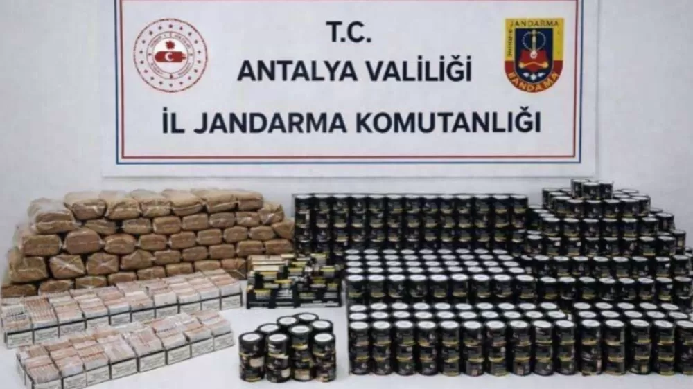 Alanya'da jandarmadan kaçak tütün operasyonu