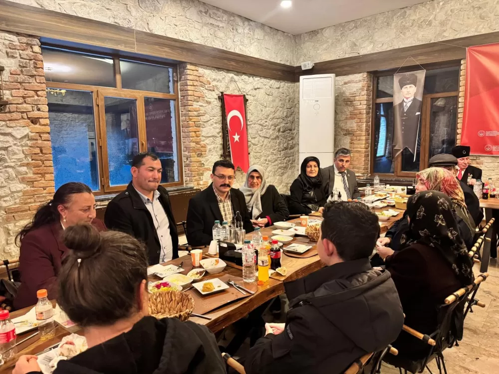 Emirdağ'da şehit yakınları ve gaziler 'Büyük Aile Sofrası'nda buluştu
