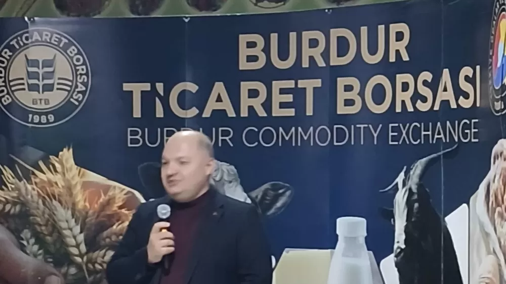 Burdur Ticaret Borsası Gölhisar'da Üyeleriyle İftar Sofrasında Buluştu