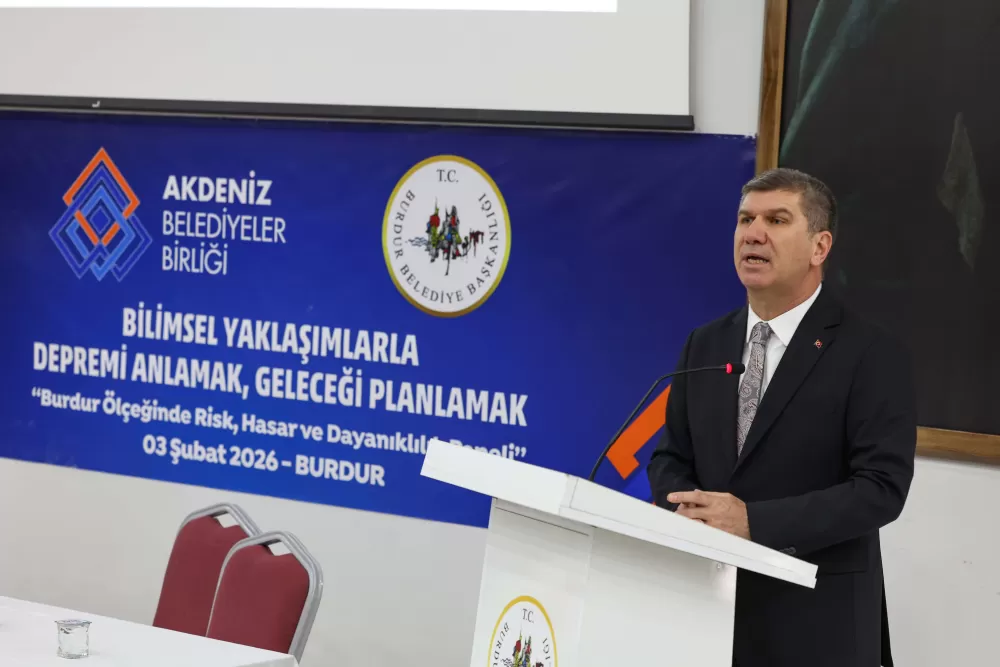 Akdeniz Belediyeler Birliği'nden Burdur'da deprem mesaisi