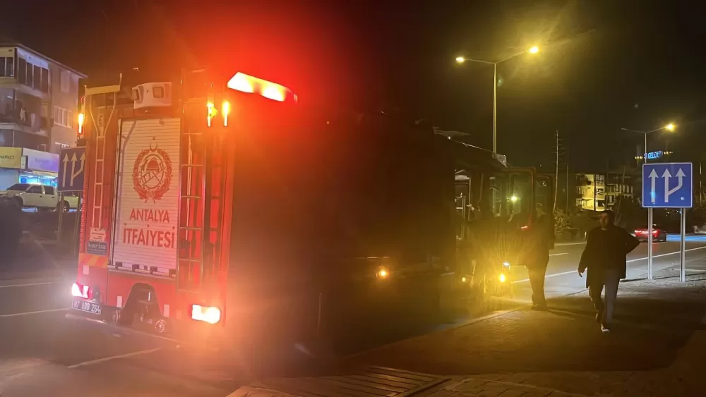 Antalya'da sarp kayalıklara düştü! İtfaiye ve AFAD seferber oldu