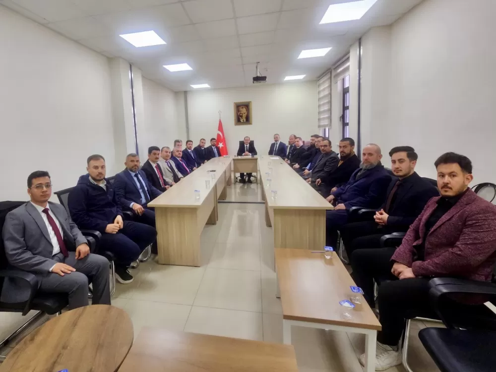 Kaymakam Özen din görevlilerini topladı 'Mesai namaz vaktiyle sınırlı değil'