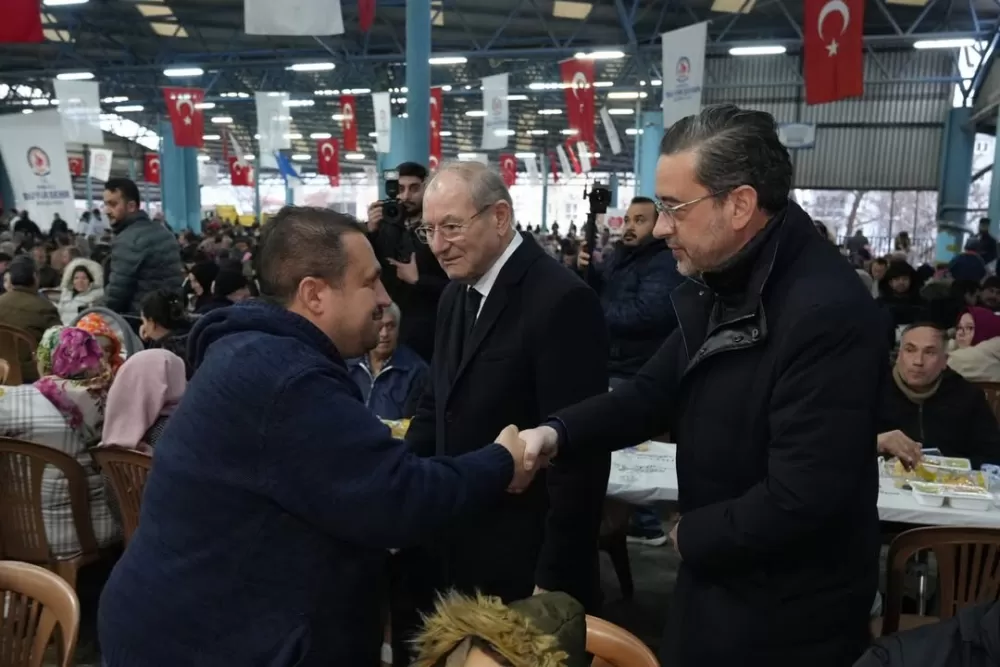 Denizli Sanayi Odasının iftar sofrası Fatih Mahallesi'nde kuruldu