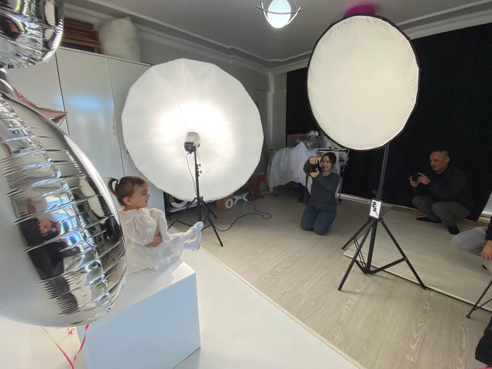 İkizlerinin kareleriyle başladı, Serik'in tek doğum fotoğrafçısı oldu