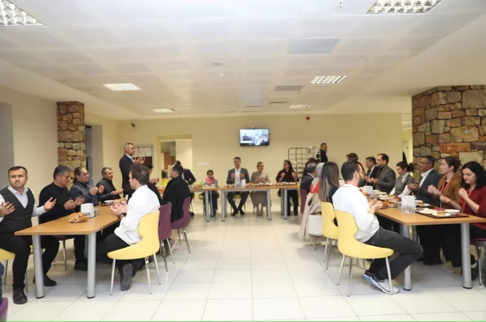 Bucak’ta protokol ve hastane yönetimi iftar sofrasında buluştu