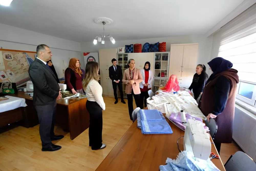 Vali Bilgihan’dan ADEM’e yakın markaj Sosyal projeler yerinde incelendi