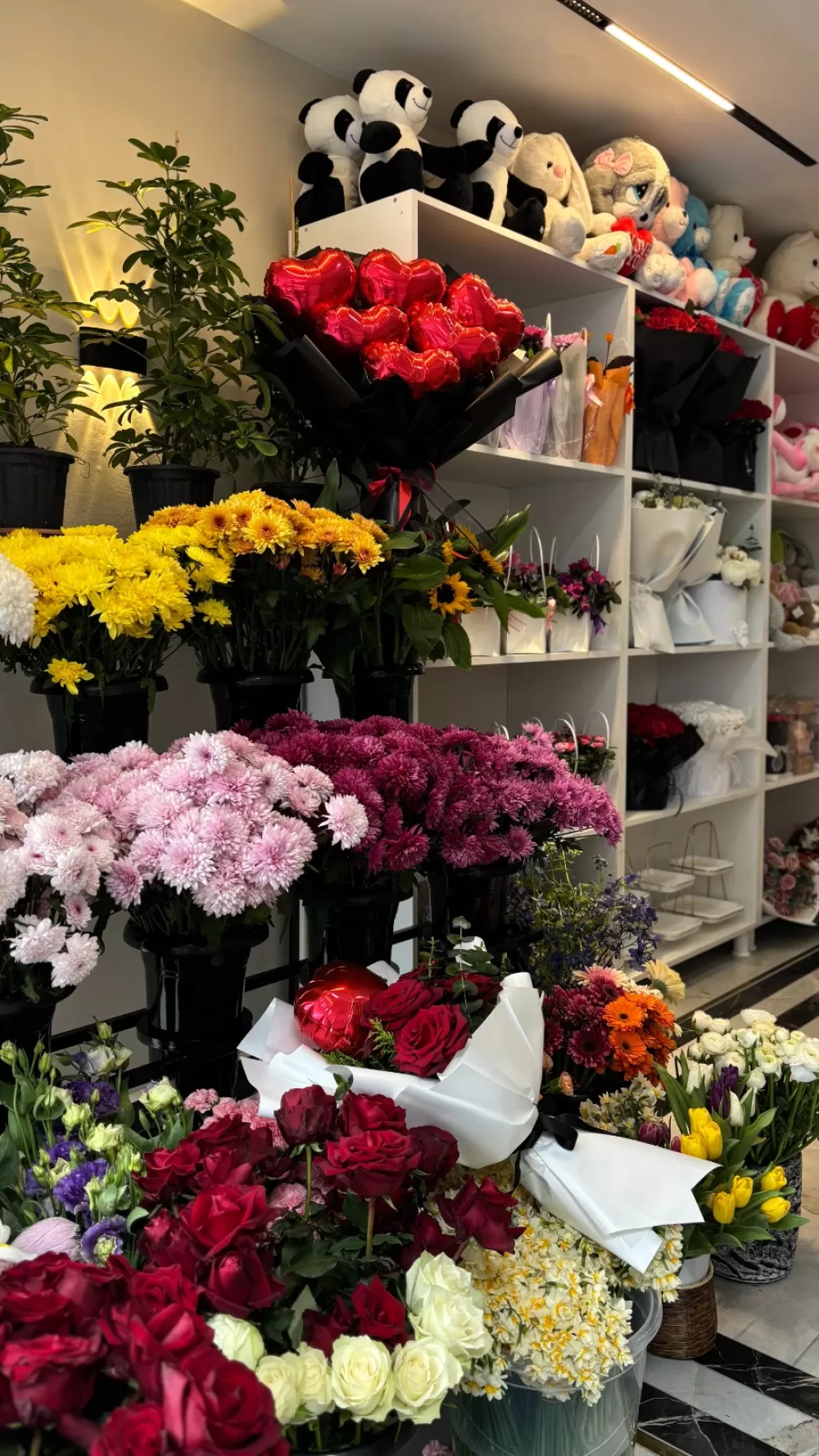 Bucak’ta aşkın yeni adresi Lotus Flower kapılarını açtı 14 Şubat'a anlam katın