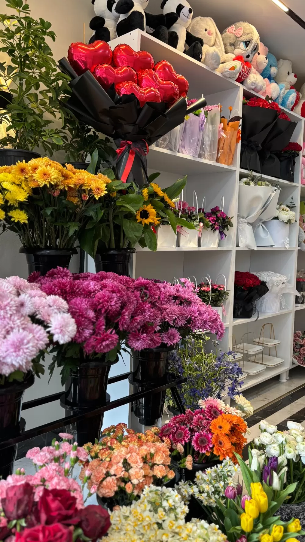 Bucak’ta aşkın yeni adresi Lotus Flower kapılarını açtı 14 Şubat'a anlam katın