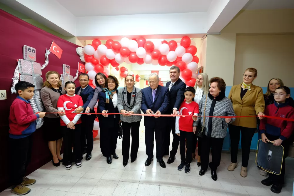 TOKİ Yahya Kemal Beyatlı İlkokulu teknoloji yönünde de bir adım önde!