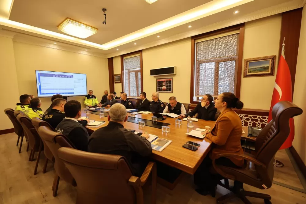 Burdur’da genişletilmiş asayiş toplantısı gerçekleştirildi