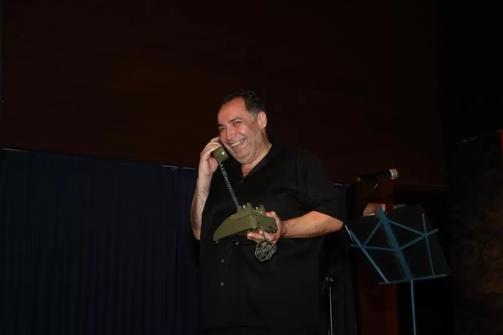 Bucak’ta Dünya Tiyatrolar Günü’ne özel '80’ler 90’lar' etkinliği