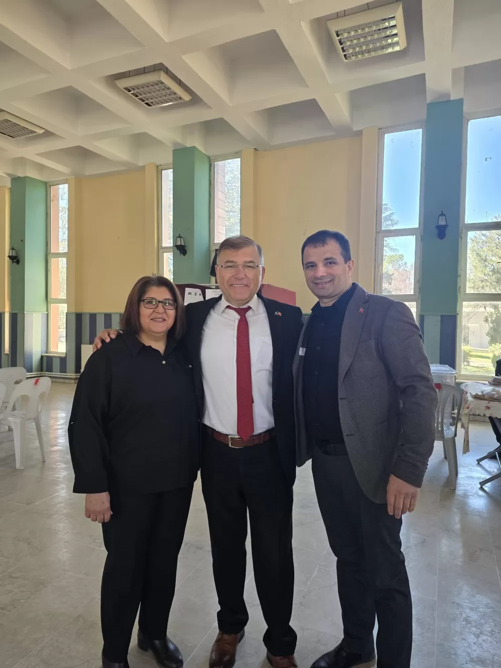 Yeşilova esnafı 'Devam' dedi Esnaf Odası'nda Erhan Sönmez güven tazeledi