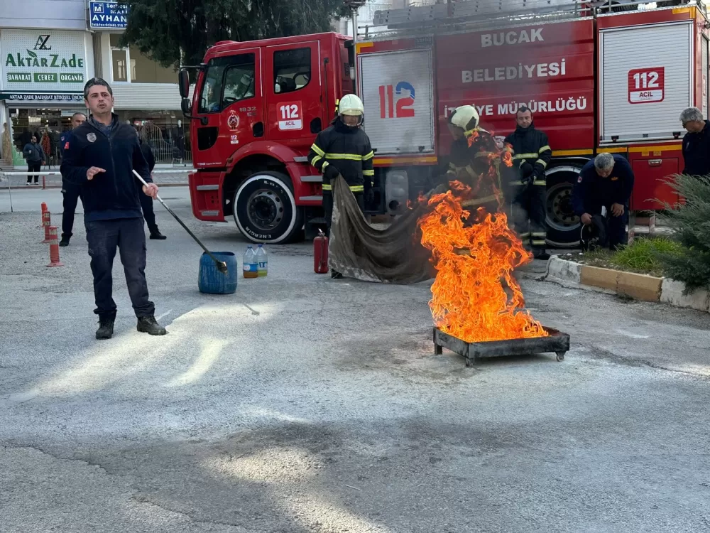 Bucak'ta gerçeği aratmadı! Personel tahliye edildi