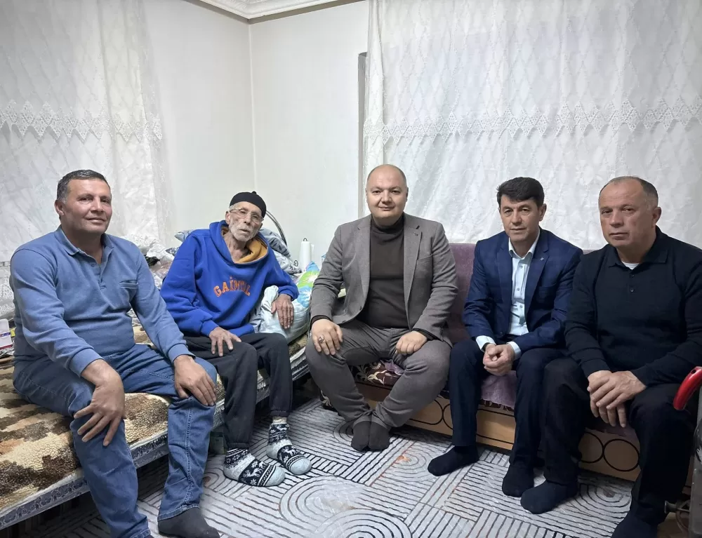 Gölhisar Belediye Başkanı İbrahim Sertbaş’tan eski muhtarlara ziyaret