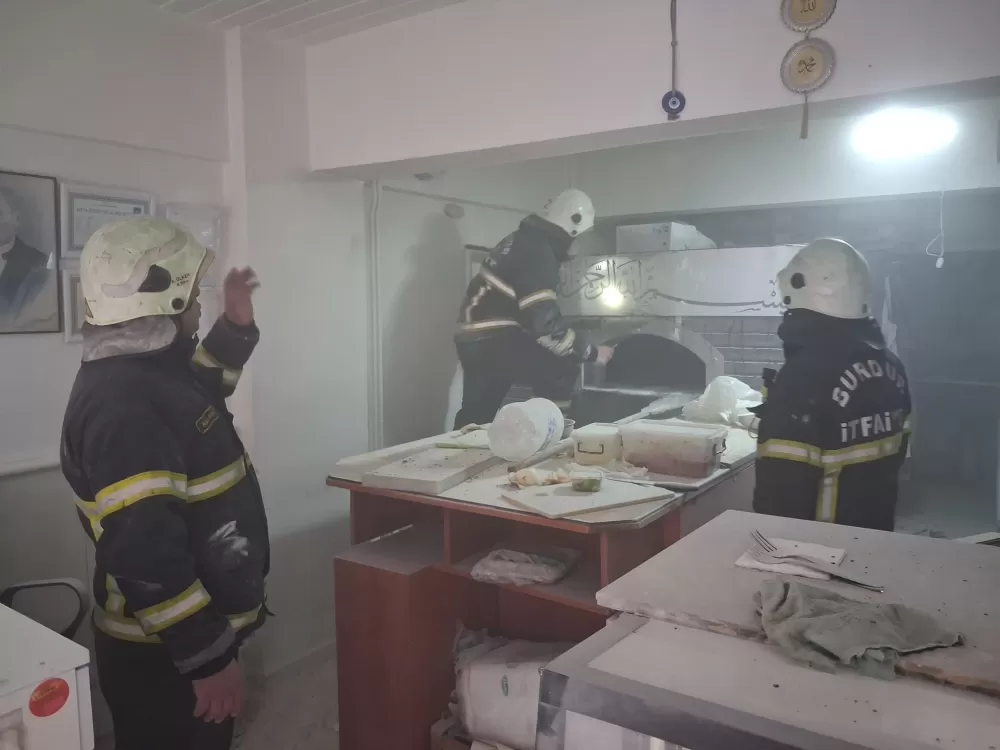 Burdur'da pide salonunda doğalgaz patlaması