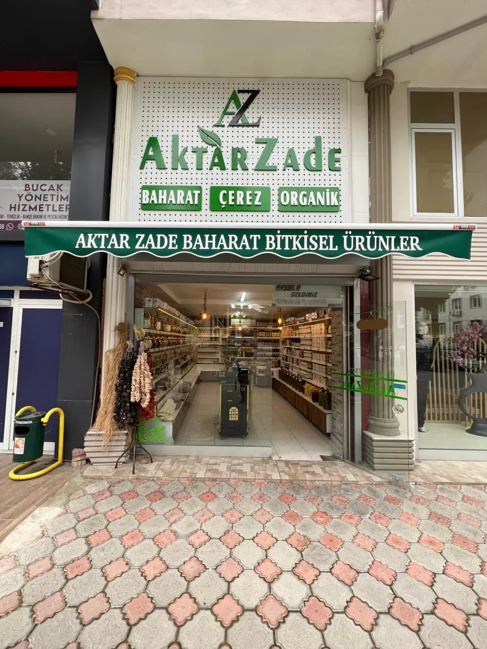 Bucak’ta Aktarzade hizmete açıldı! Açılışa özel %15 indirim