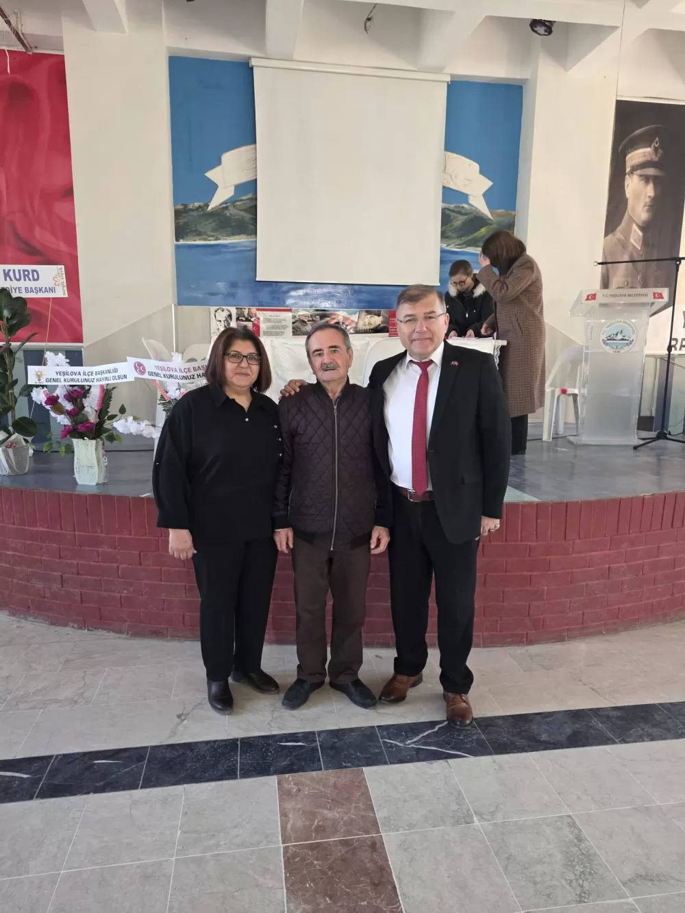 Yeşilova esnafı 'Devam' dedi Esnaf Odası'nda Erhan Sönmez güven tazeledi