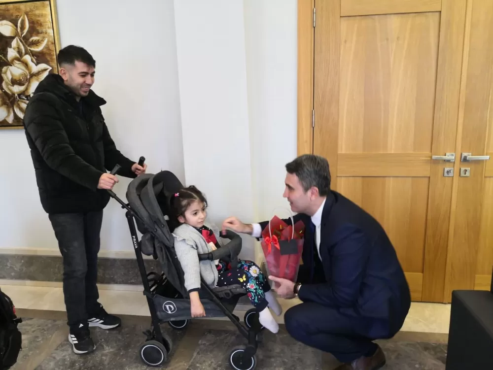 Bucak Kaymakamı Can Kazım Kuruca'ya Gündoğdu Köyü sakinlerinden nezaket ziyareti