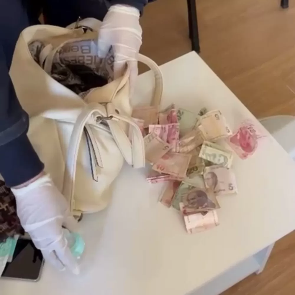 Bucak'ta Ramazan mesaisi 25 dilenci yakalandı