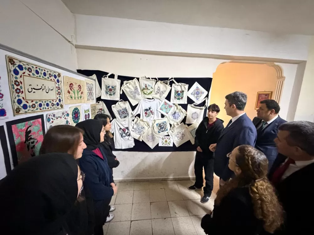 Bucak Kaymakamı Can Kazım Kuruca’dan Anadolu Lisesine ziyaret