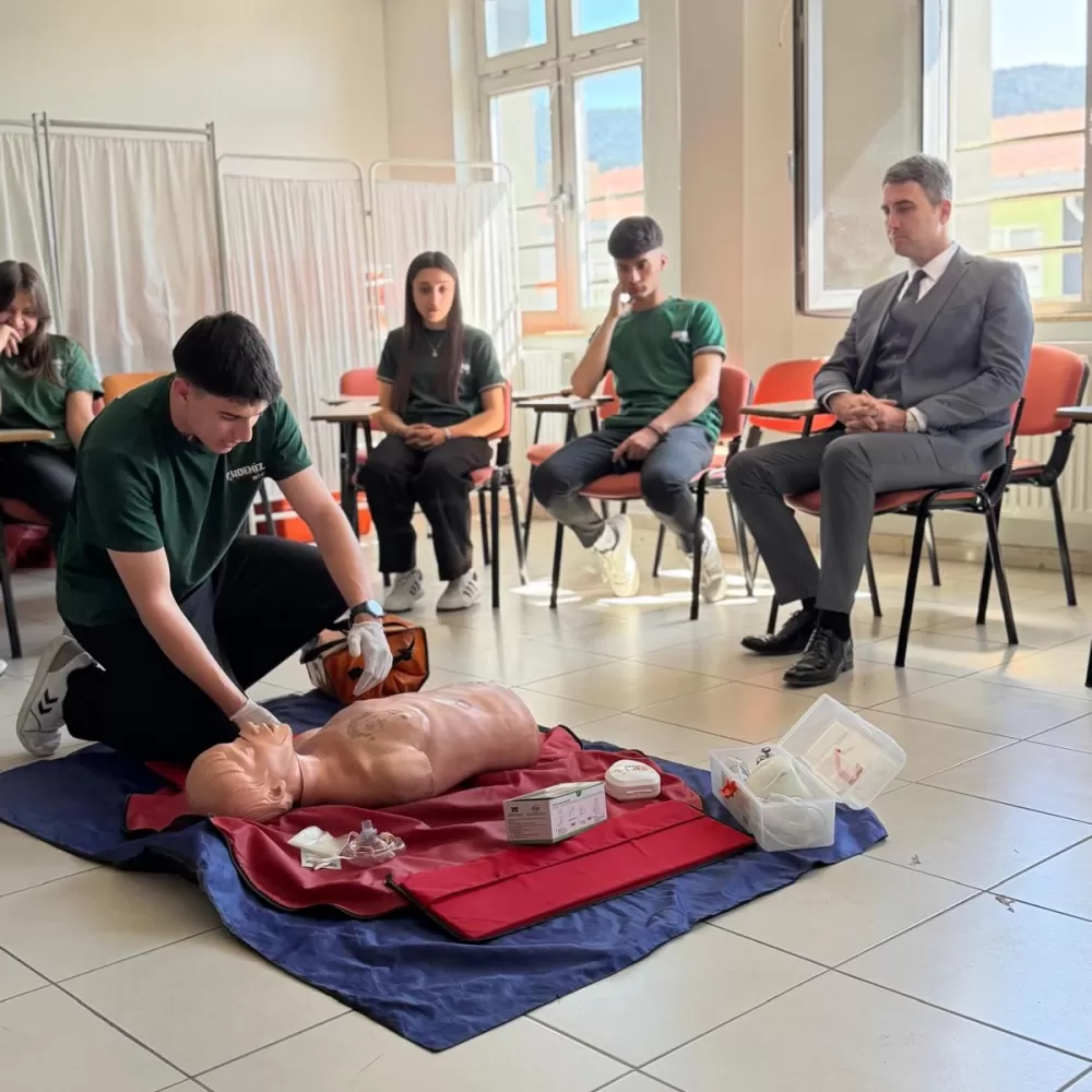 Kaymakam Kuruca’dan mesleki eğitime tam destek Sınıflarda gelecek planları konuşuldu