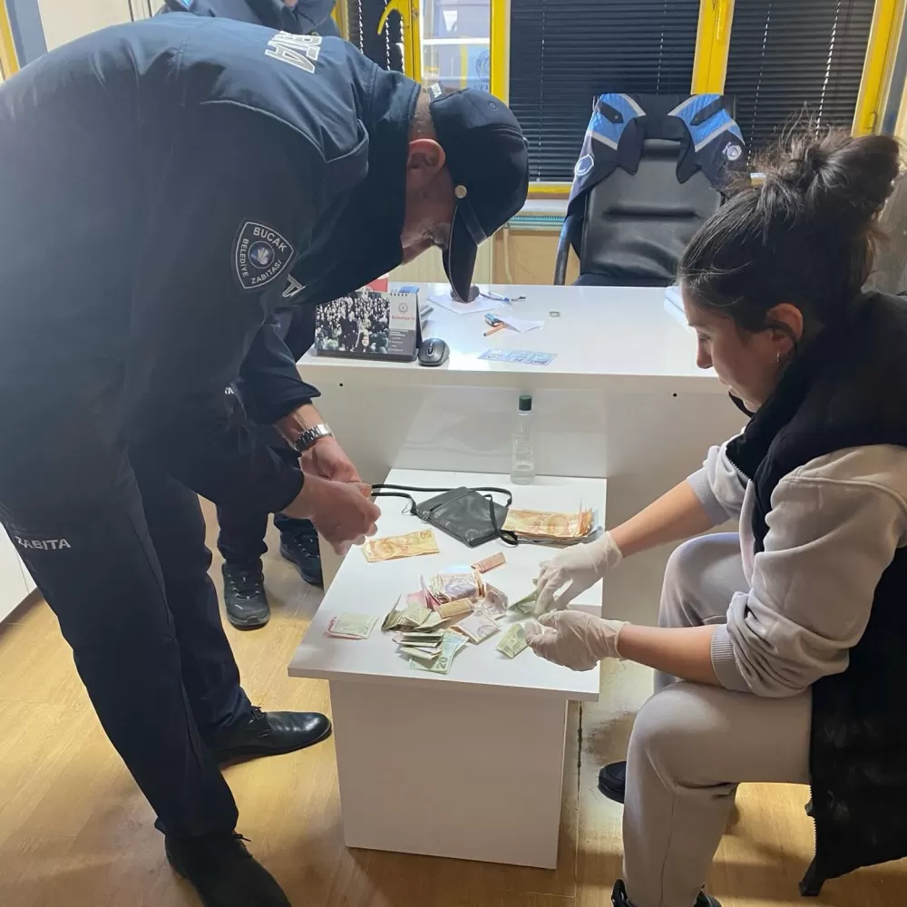 Bucak'ta Ramazan mesaisi 25 dilenci yakalandı