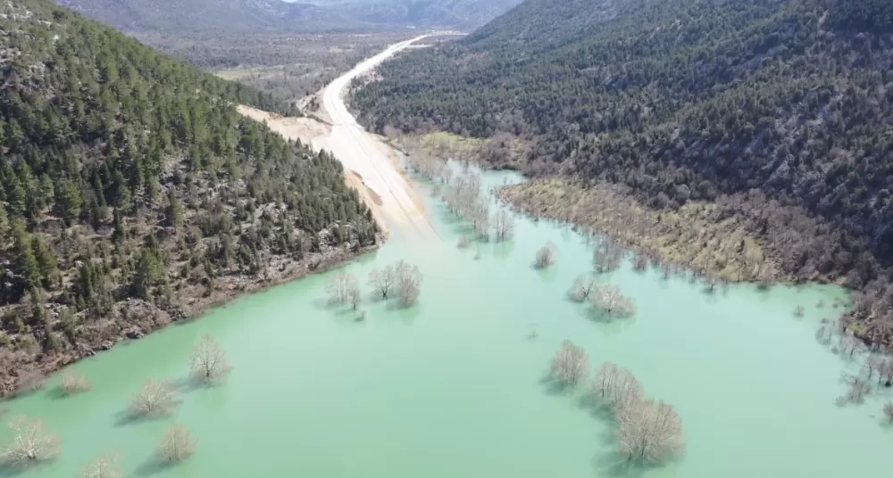 Antalya Konya karayolu sular altında! 20 gündür kapalı son durum görüntülendi
