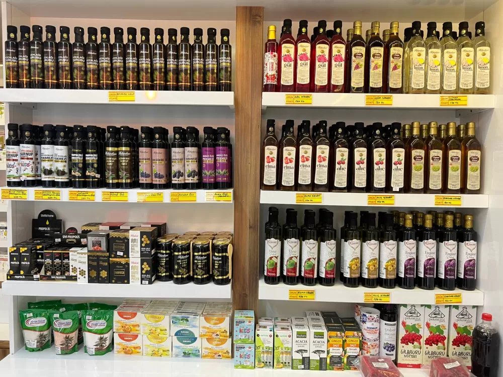 Bucak’ta Aktarzade hizmete açıldı! Açılışa özel %15 indirim