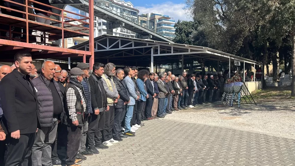 Hayatını kaybeden Zafer Partisi Alanya İlçe Başkanı son yolculuğuna uğurlandı