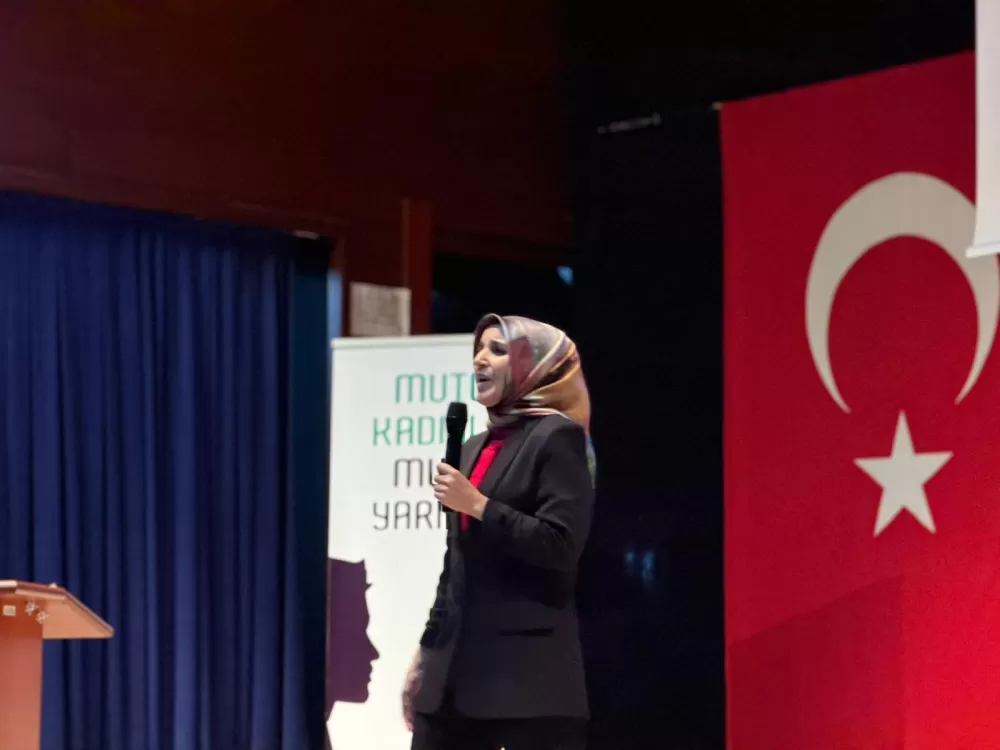 Bucak’ta eğitim ve kişisel gelişim buluşması Oğuz Saygın’dan ilham veren konferans