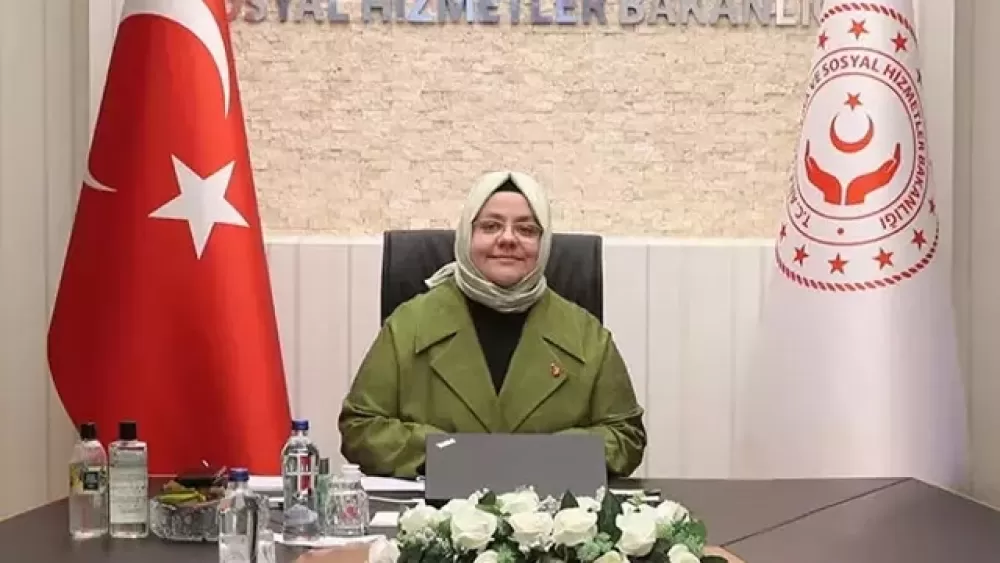 Ankara Sivrihisar Eskişehir yolunda zincirleme kaza 2 eski bakan 8 yaralı 