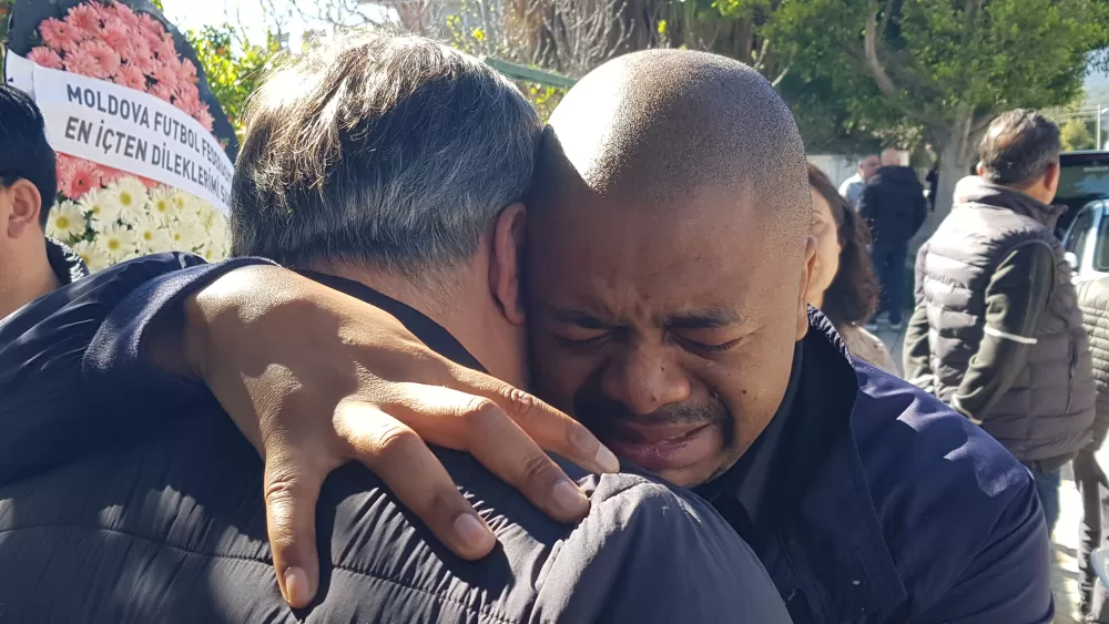 Teknik direktör Engin Fırat son yolculuğuna uğurlandı