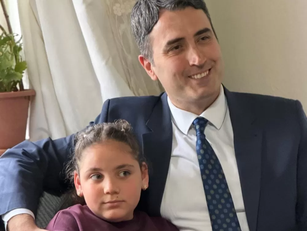 Bucak Kaymakamı Kuruca’dan Yunus Emre Mahallesi’ne Hane Ziyareti