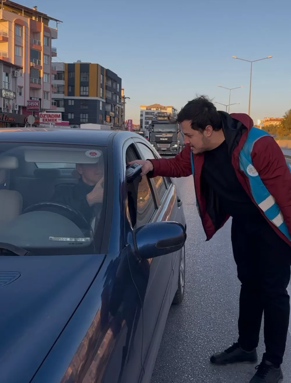 AK Parti Burdur iftar öncesi sahada 'Aynı heyecanla'