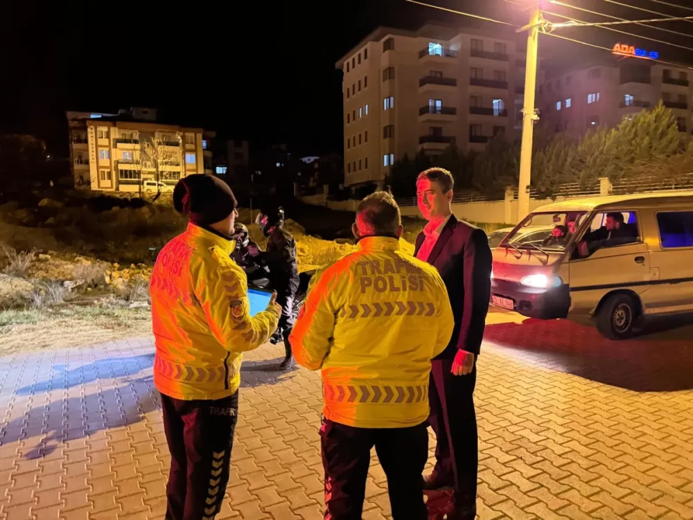 Bucak Kaymakamı Kuruca'dan KYK bölgesindeki güvenlik güçlerine Kadir Gecesi ziyareti