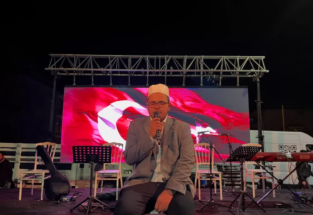 Gölhisar'da Ramazan coşkusu Abdurrahman Önül meydanı doldurdu