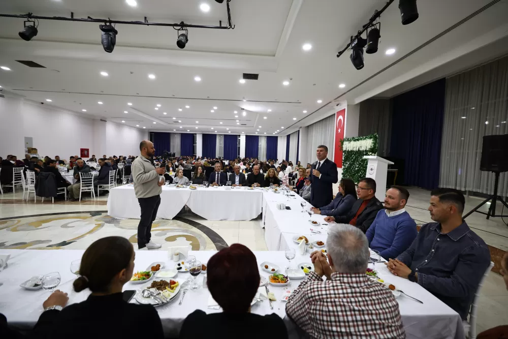 Başkan Ercengiz belediye personeli ile iftarda buluştu