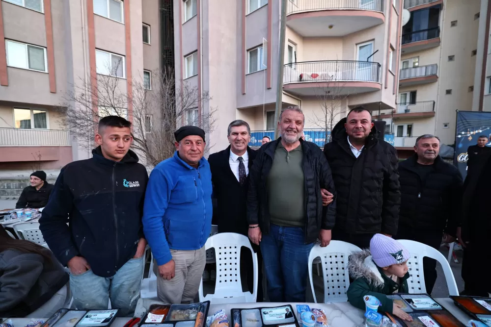 Başkan Ercengiz gönül sofrasında Aydınlıkevler ile buluştu