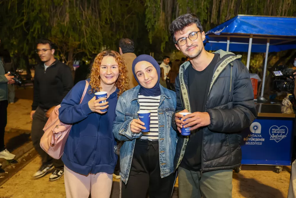 Antalya Büyükşehir Belediyesinden Akdeniz Üniversitesi öğrencilerine sınav desteği