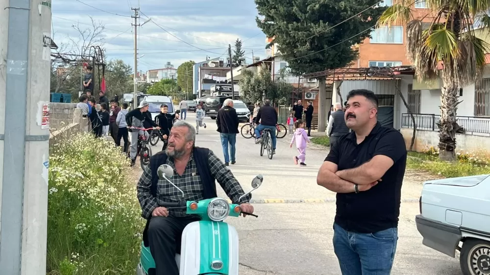 Antalya’da tartıştığı eşi telefonu açmayınca inşaatın çatısına çıktı