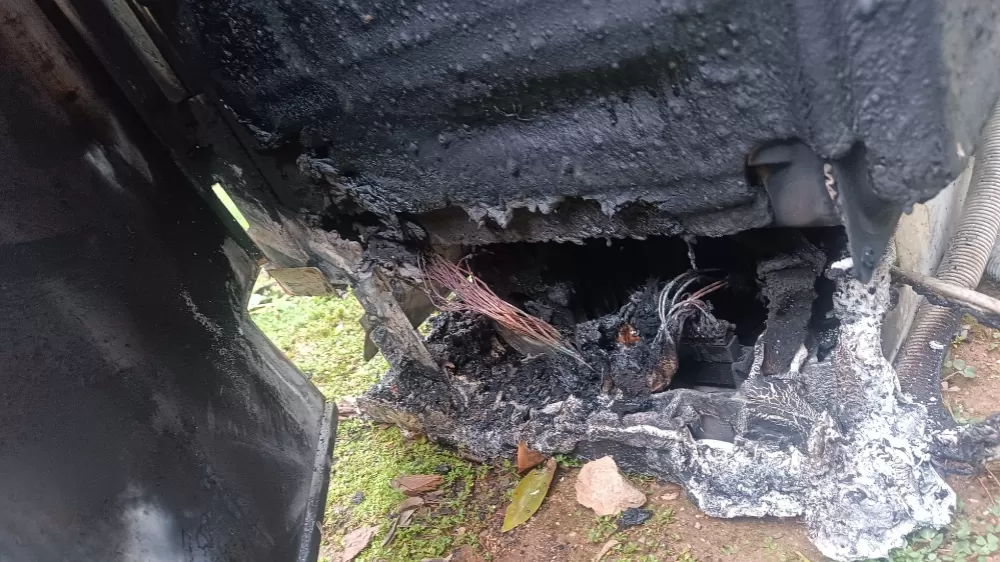 Alanya’da korkutan yangın Çamaşır makinesi alev aldı